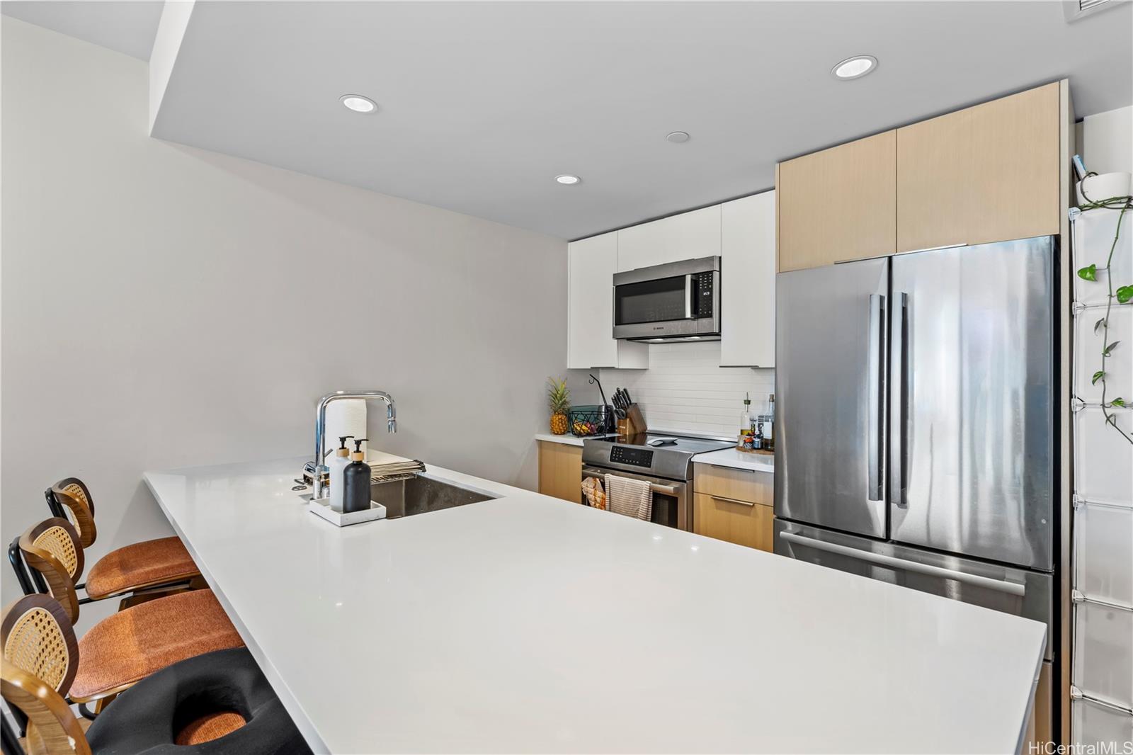 Ae'o condo # 3209, Honolulu, Hawaii - photo 3 of 21