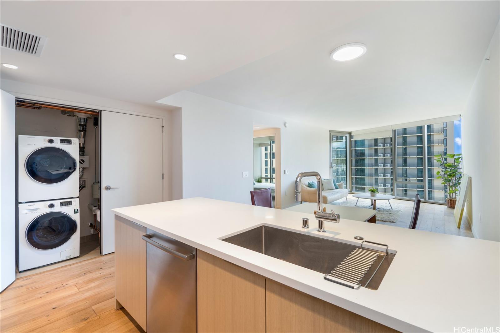 Ae'o condo # 3209, Honolulu, Hawaii - photo 6 of 21