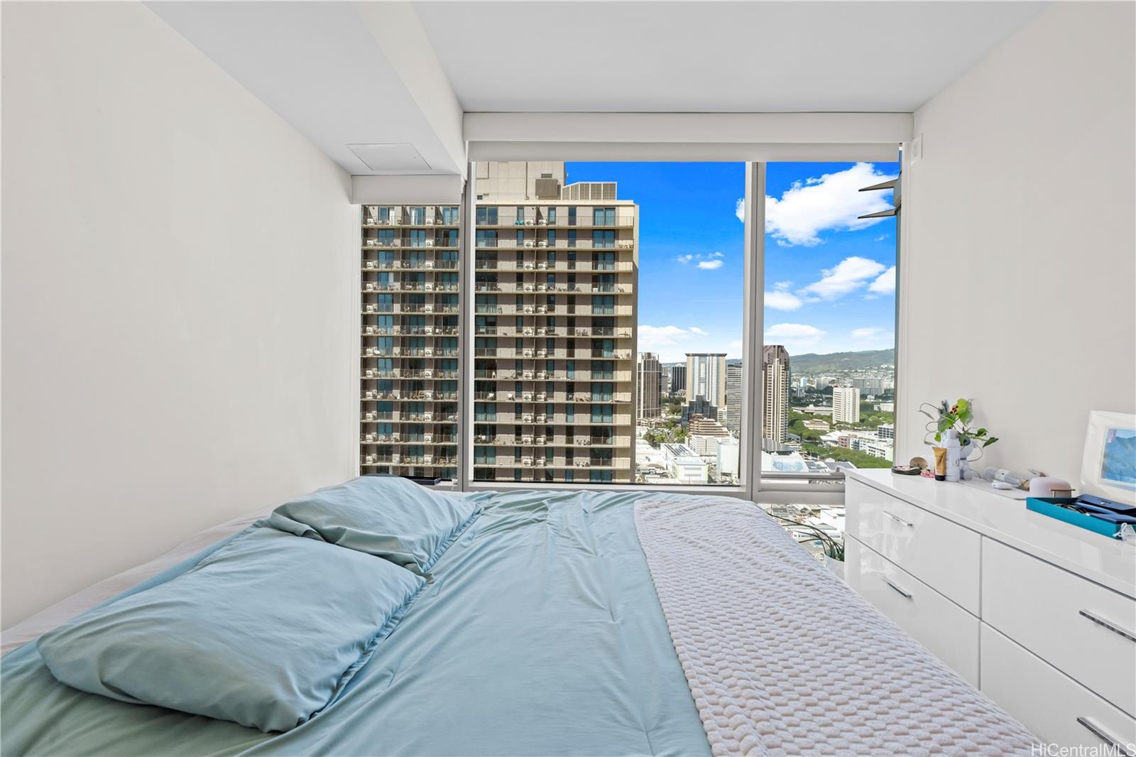 Ae'o condo # 3209, Honolulu, Hawaii - photo 10 of 21