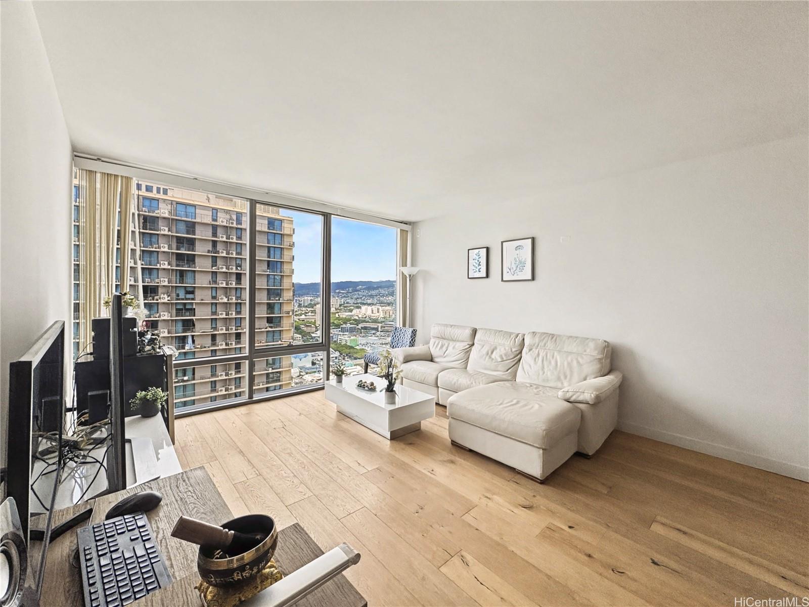 Ae'o condo # 3405, Honolulu, Hawaii - photo 3 of 13