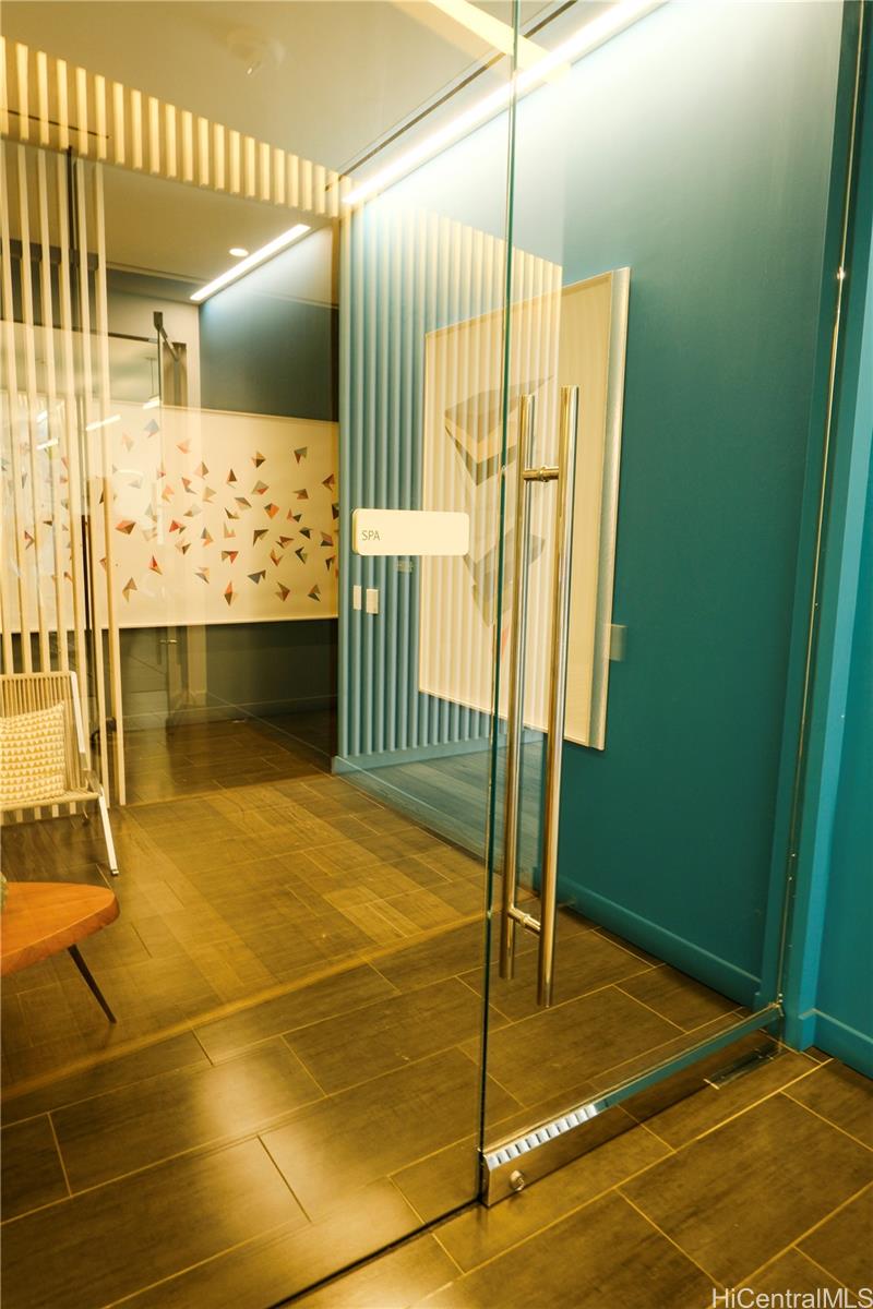 Ae'o condo # 3405, Honolulu, Hawaii - photo 10 of 13