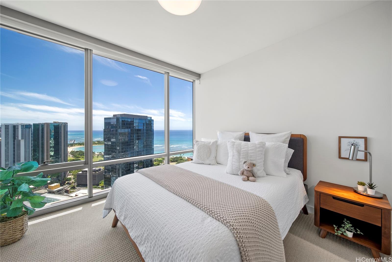 Ae'o condo # 3706, Honolulu, Hawaii - photo 8 of 25