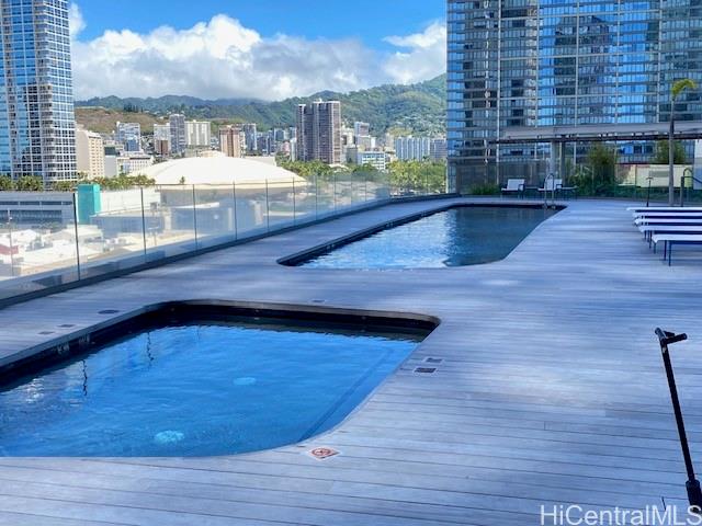 1001 Queen St Honolulu - Rental - photo 23 of 24