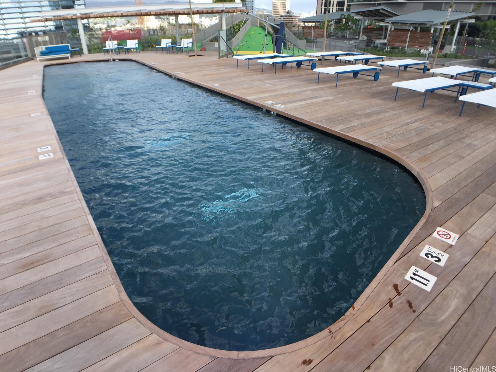 1001 Queen Street Honolulu - Rental - photo 19 of 20