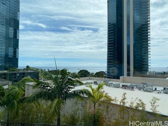 1001 Queen Street Honolulu - Rental - photo 3 of 20