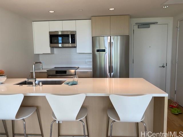 1001 Queen Street Honolulu - Rental - photo 4 of 20