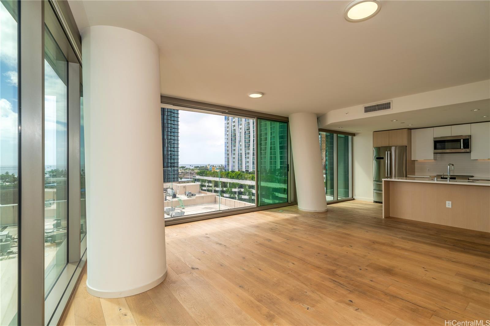 Ae'o condo # 900, Honolulu, Hawaii - photo 3 of 25