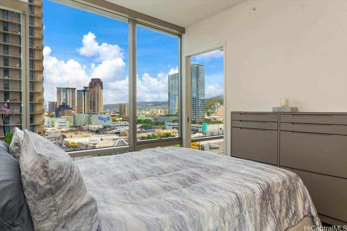 Ae'o condo # 909, Honolulu, Hawaii - photo 10 of 23