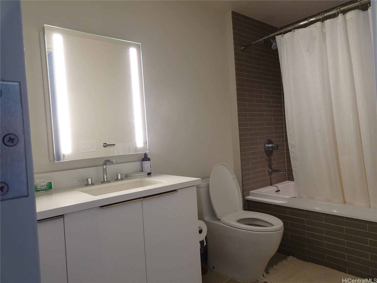 Ae'o condo # 911, Honolulu, Hawaii - photo 5 of 21