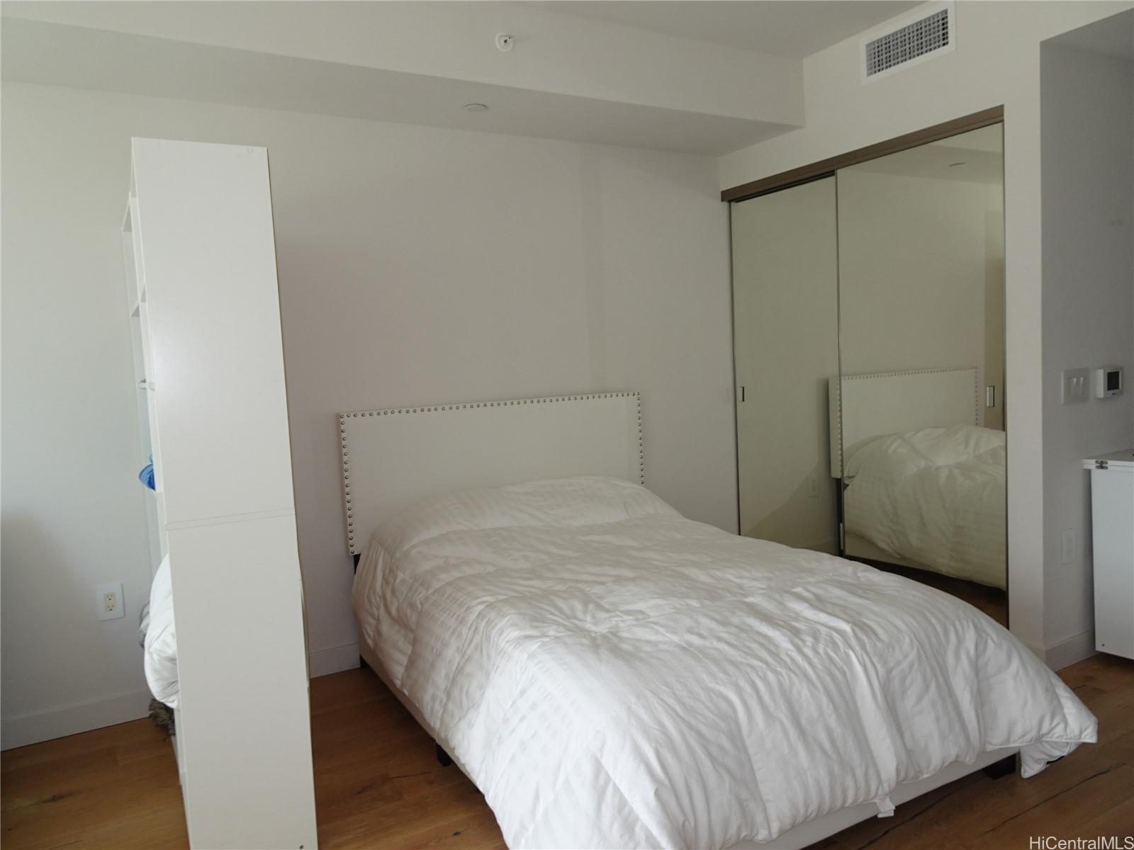 Ae'o condo # 911, Honolulu, Hawaii - photo 7 of 21