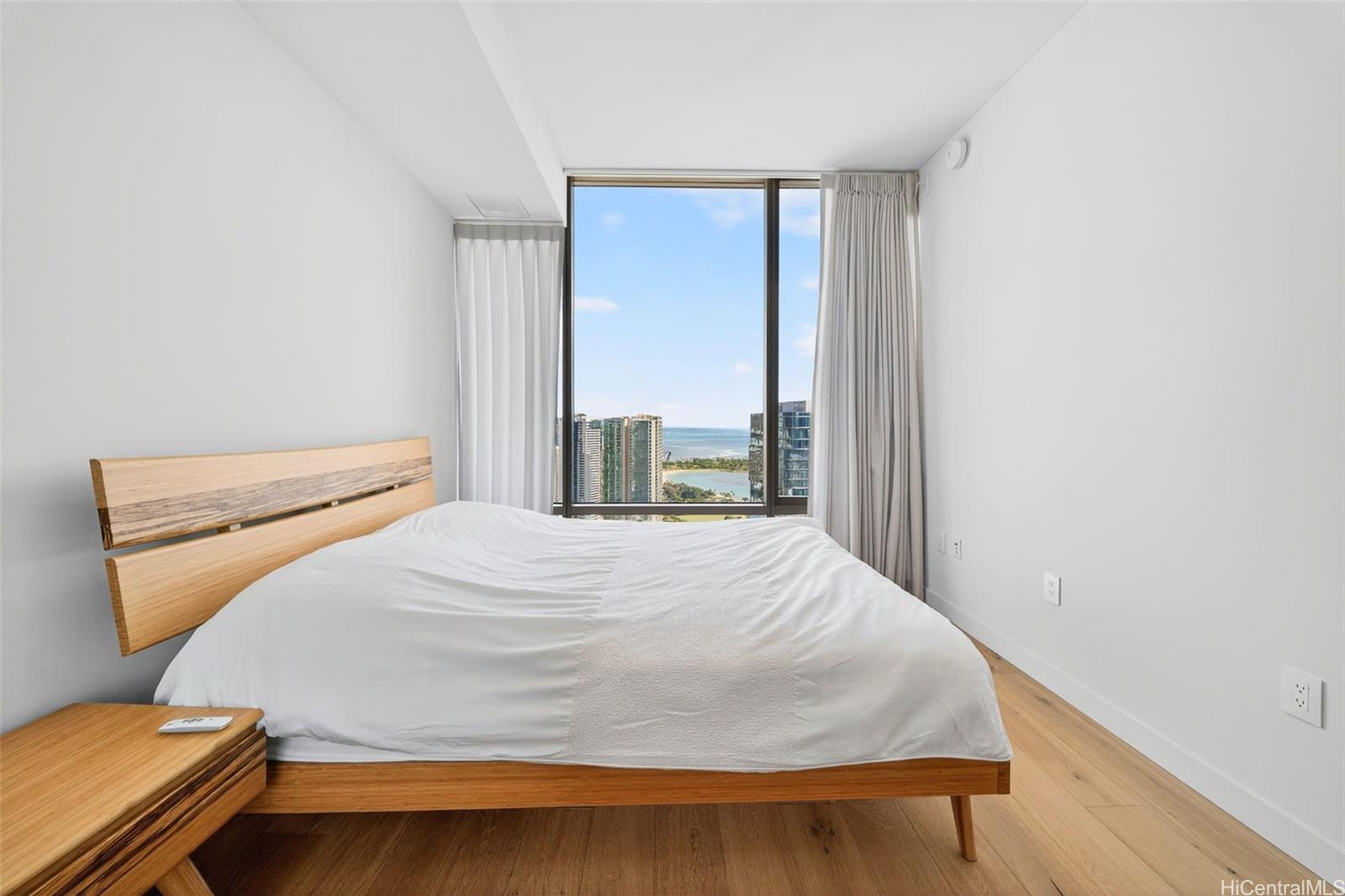 Ae'o condo # PH 4006, Honolulu, Hawaii - photo 18 of 25