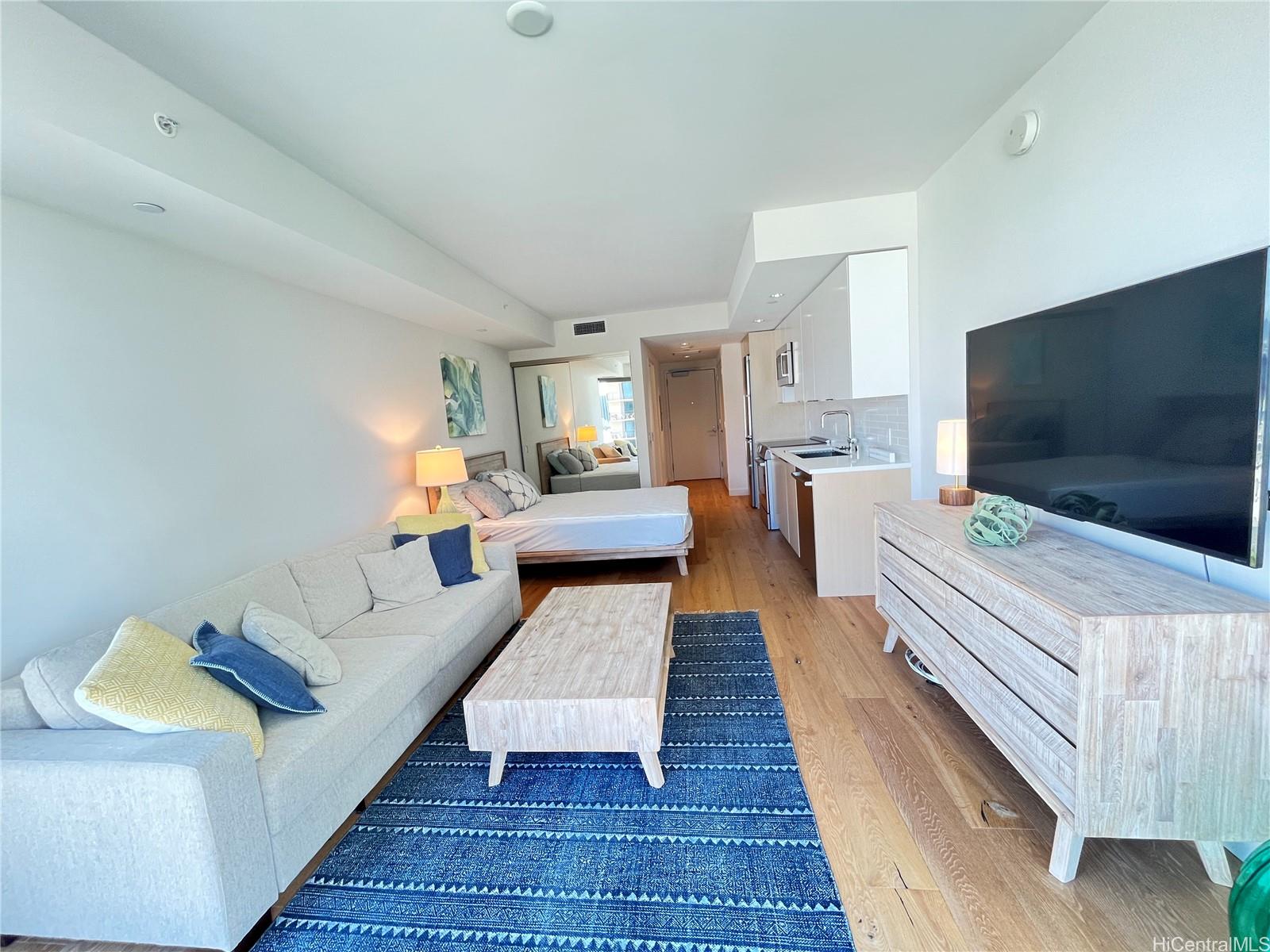 Ae'o condo # 1007, Honolulu, Hawaii - photo 6 of 18