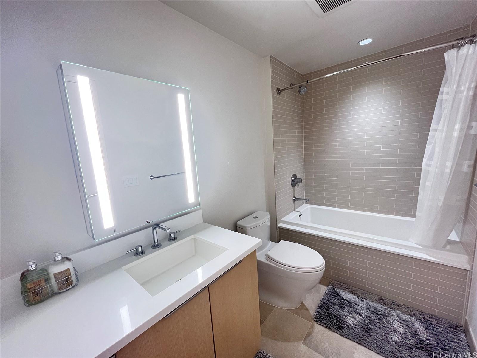 Ae'o condo # 1007, Honolulu, Hawaii - photo 10 of 18