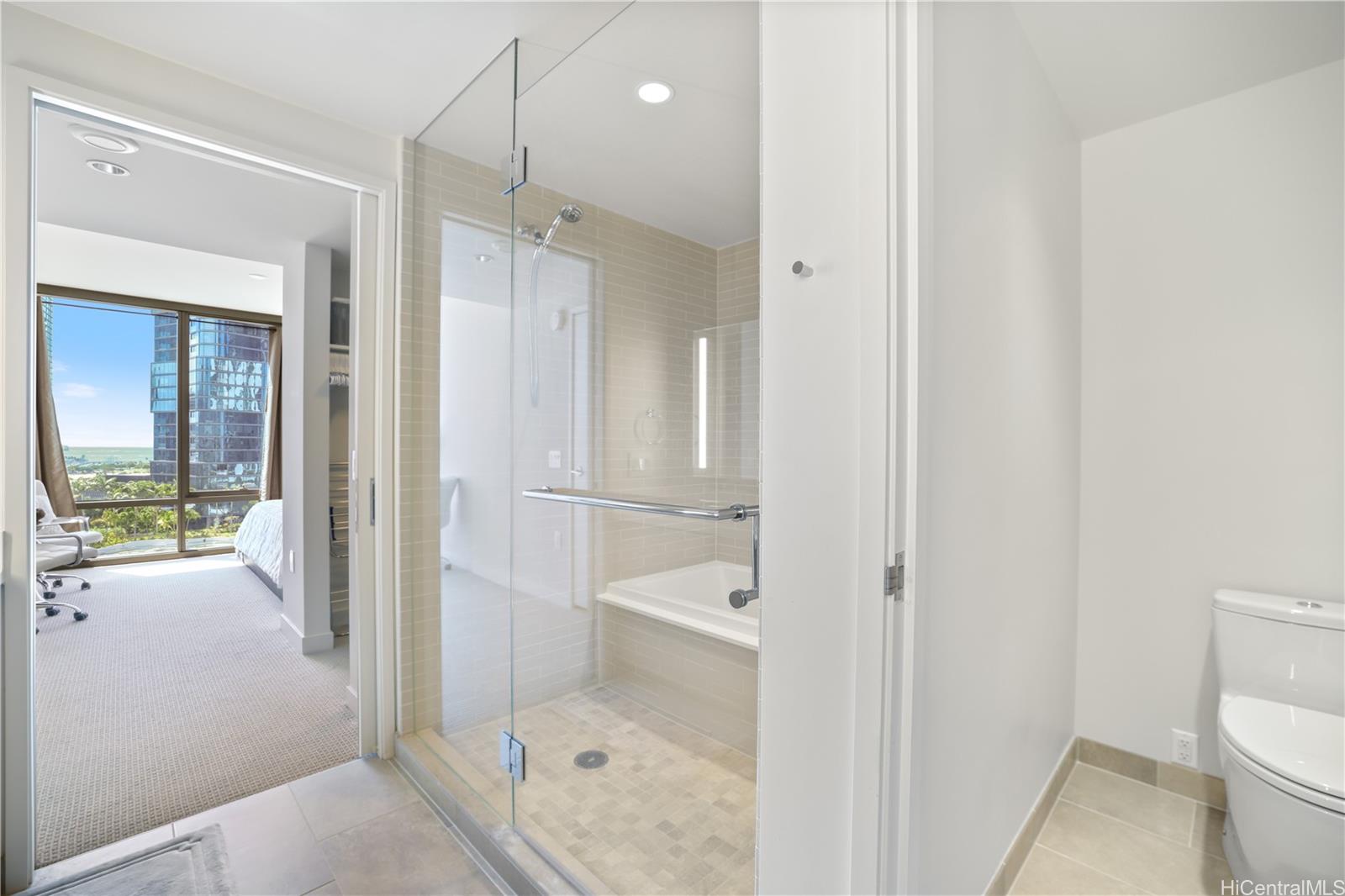 Ae'o condo # 1302, Honolulu, Hawaii - photo 17 of 17