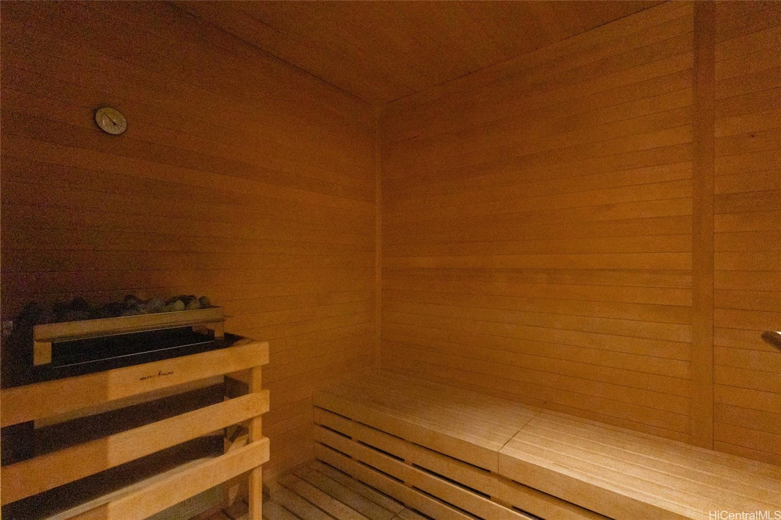 Ae'o condo # 3805, Honolulu, Hawaii - photo 17 of 18