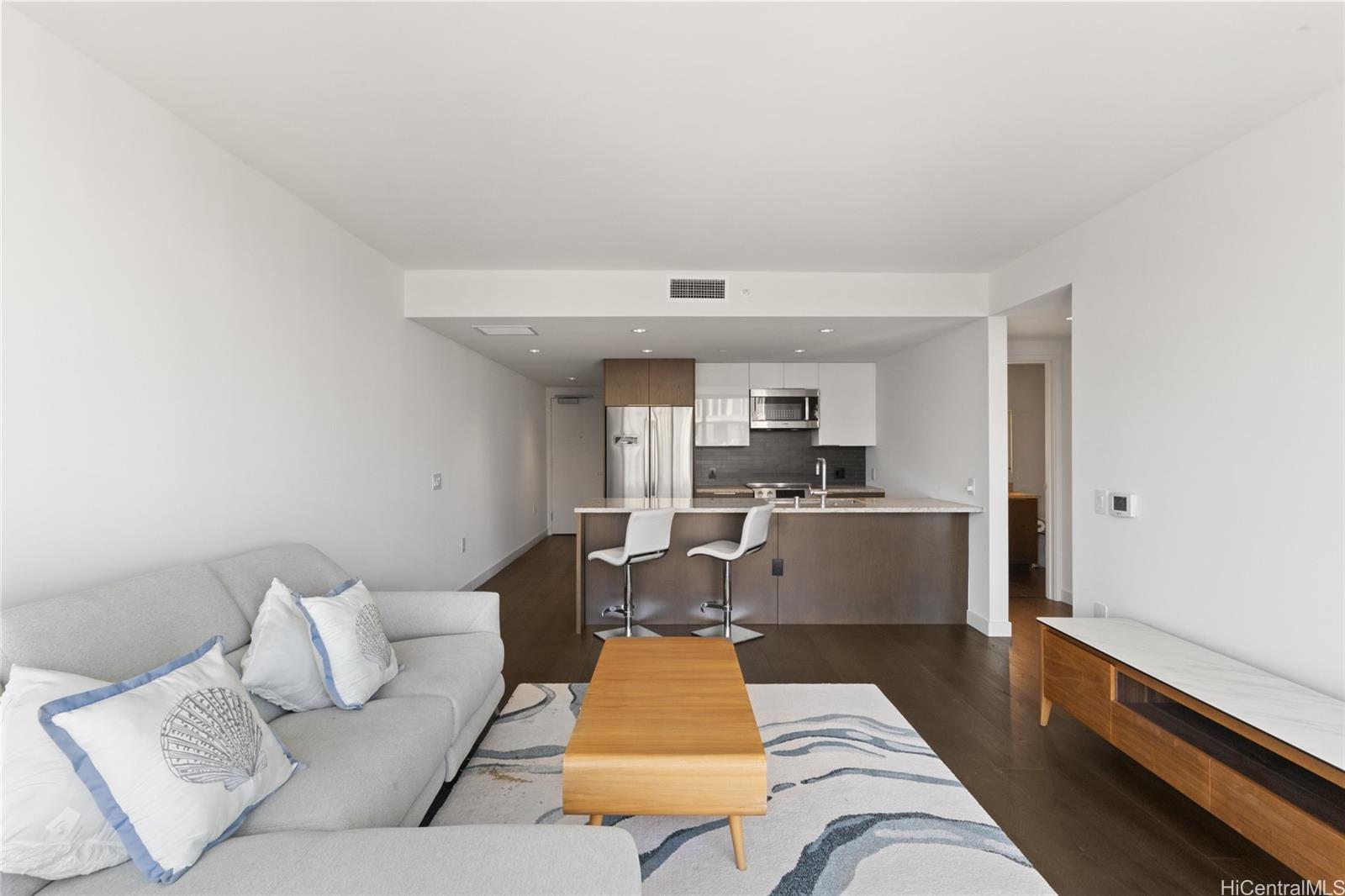 Ae'o condo # 3805, Honolulu, Hawaii - photo 4 of 18