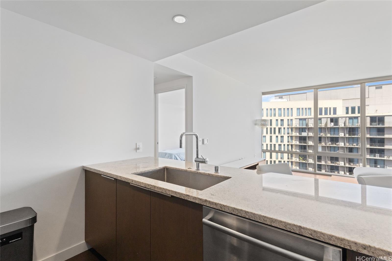 Ae'o condo # 3805, Honolulu, Hawaii - photo 8 of 18