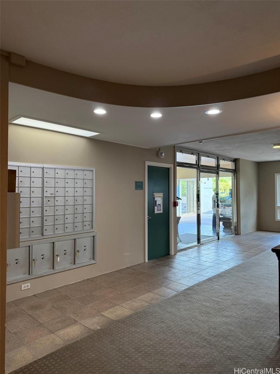 1001 Wilder Ave Honolulu - Rental - photo 14 of 17