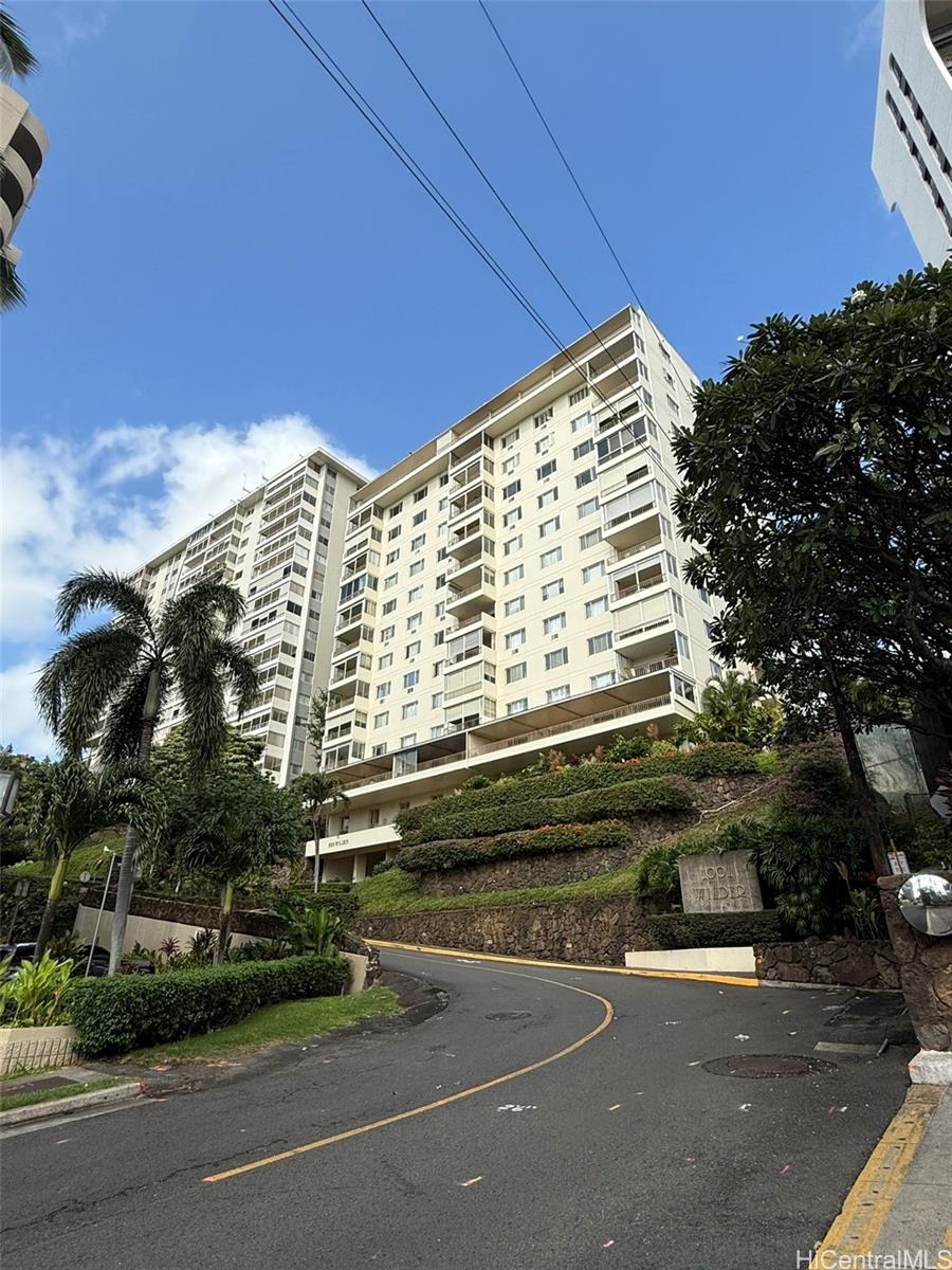 1001 Wilder Ave Honolulu - Rental - photo 17 of 17