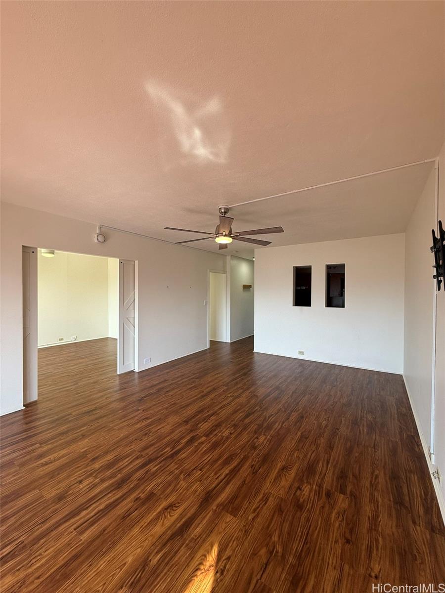 1001 Wilder Ave Honolulu - Rental - photo 4 of 17