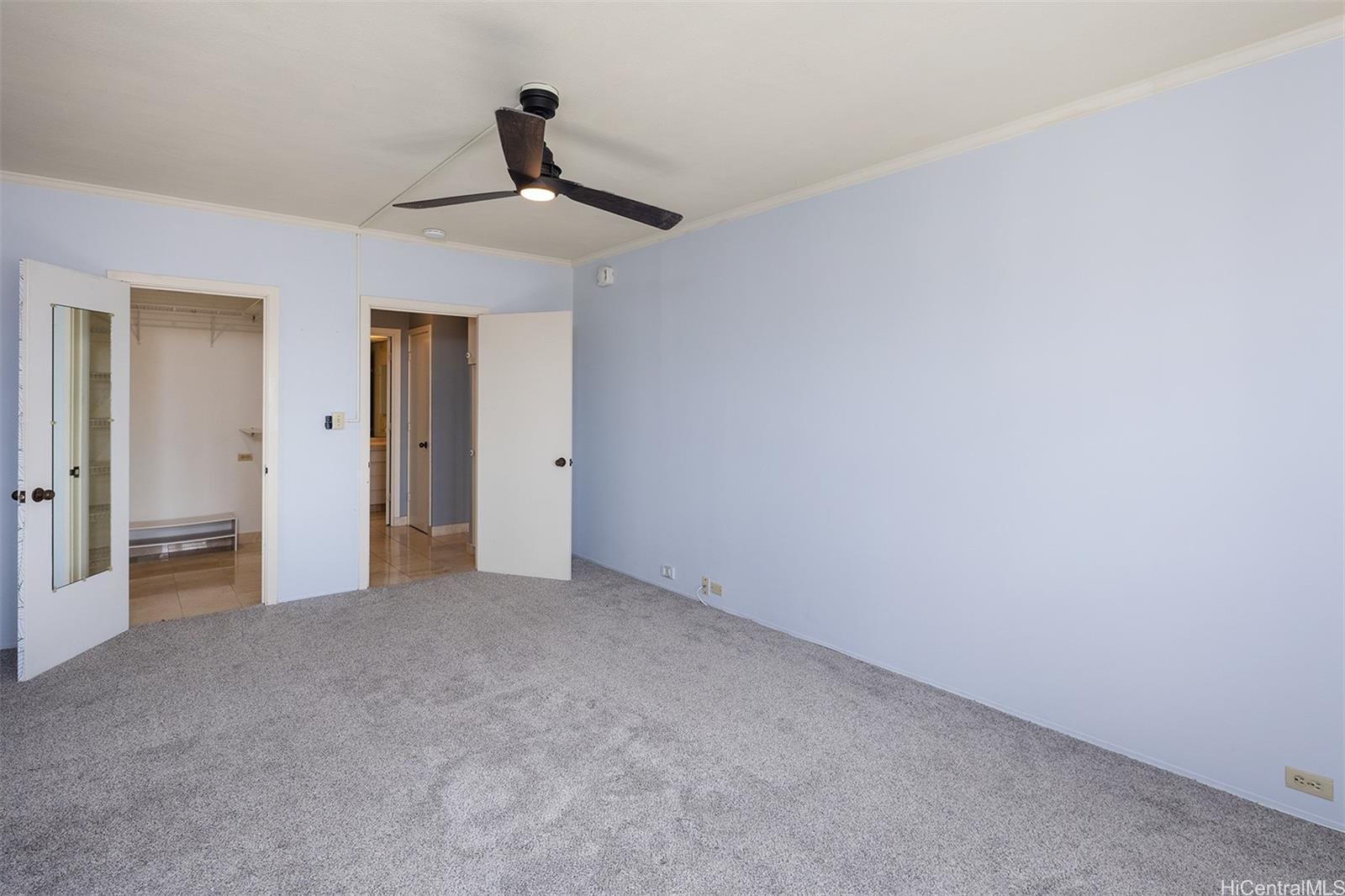 1001 Wilder Ave Honolulu - Rental - photo 7 of 19