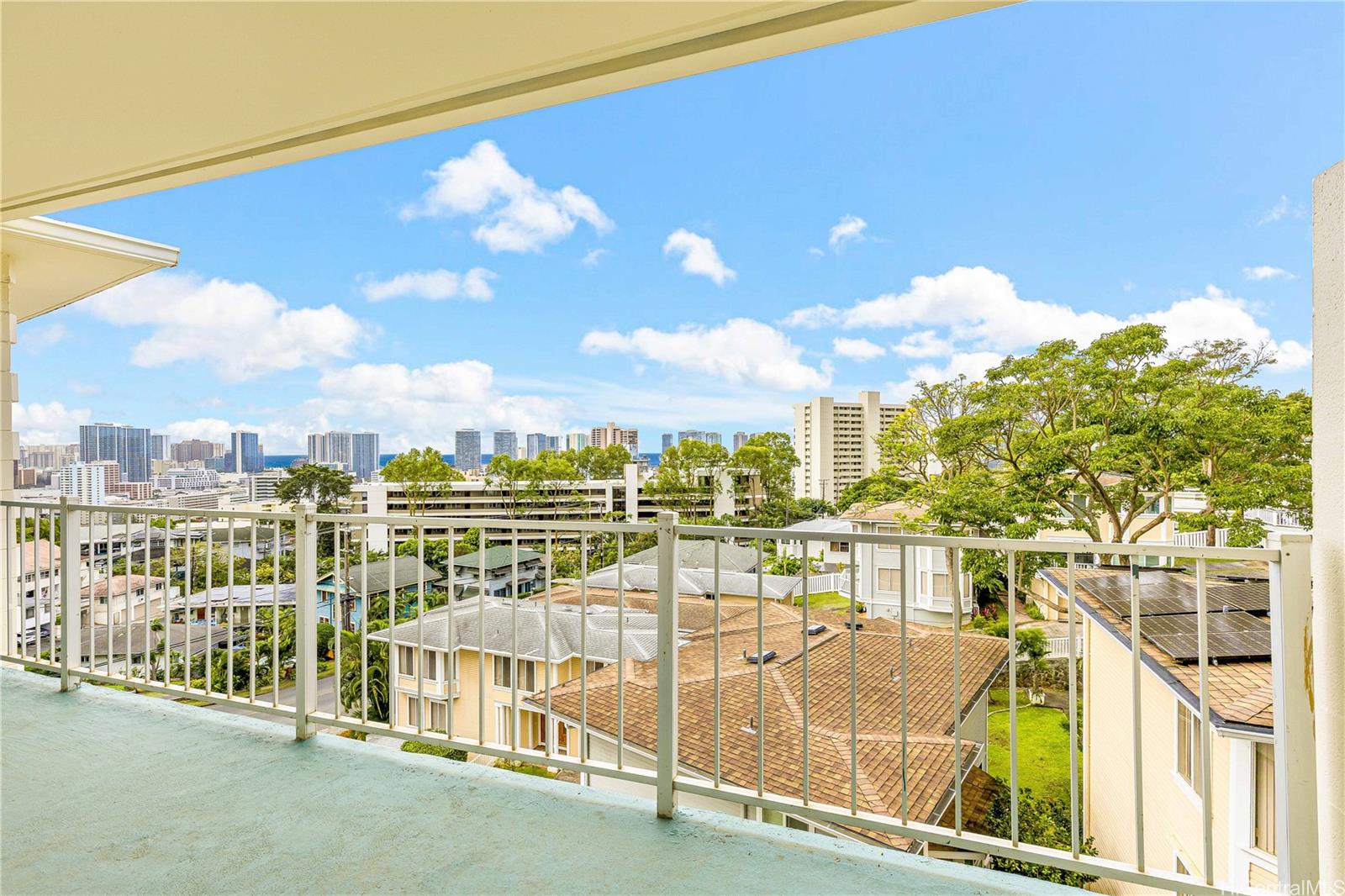 Sea View condo # 14, Honolulu, Hawaii - photo 14 of 23
