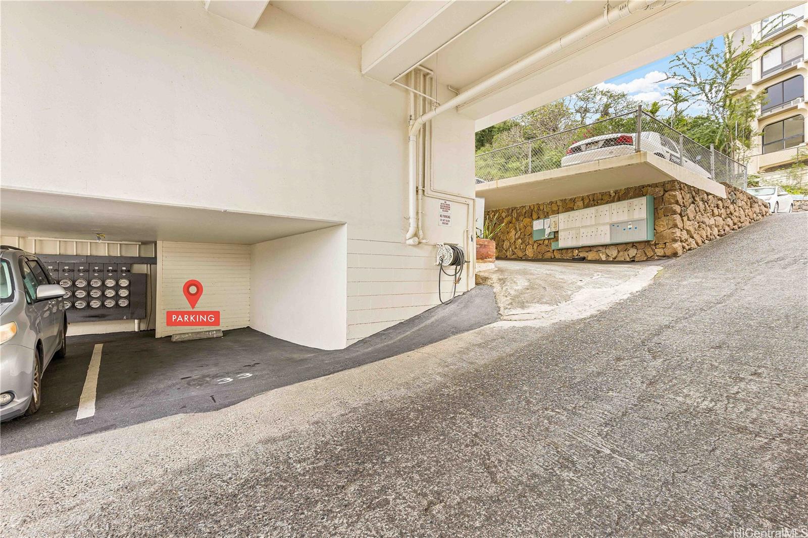 Sea View condo # 14, Honolulu, Hawaii - photo 18 of 23