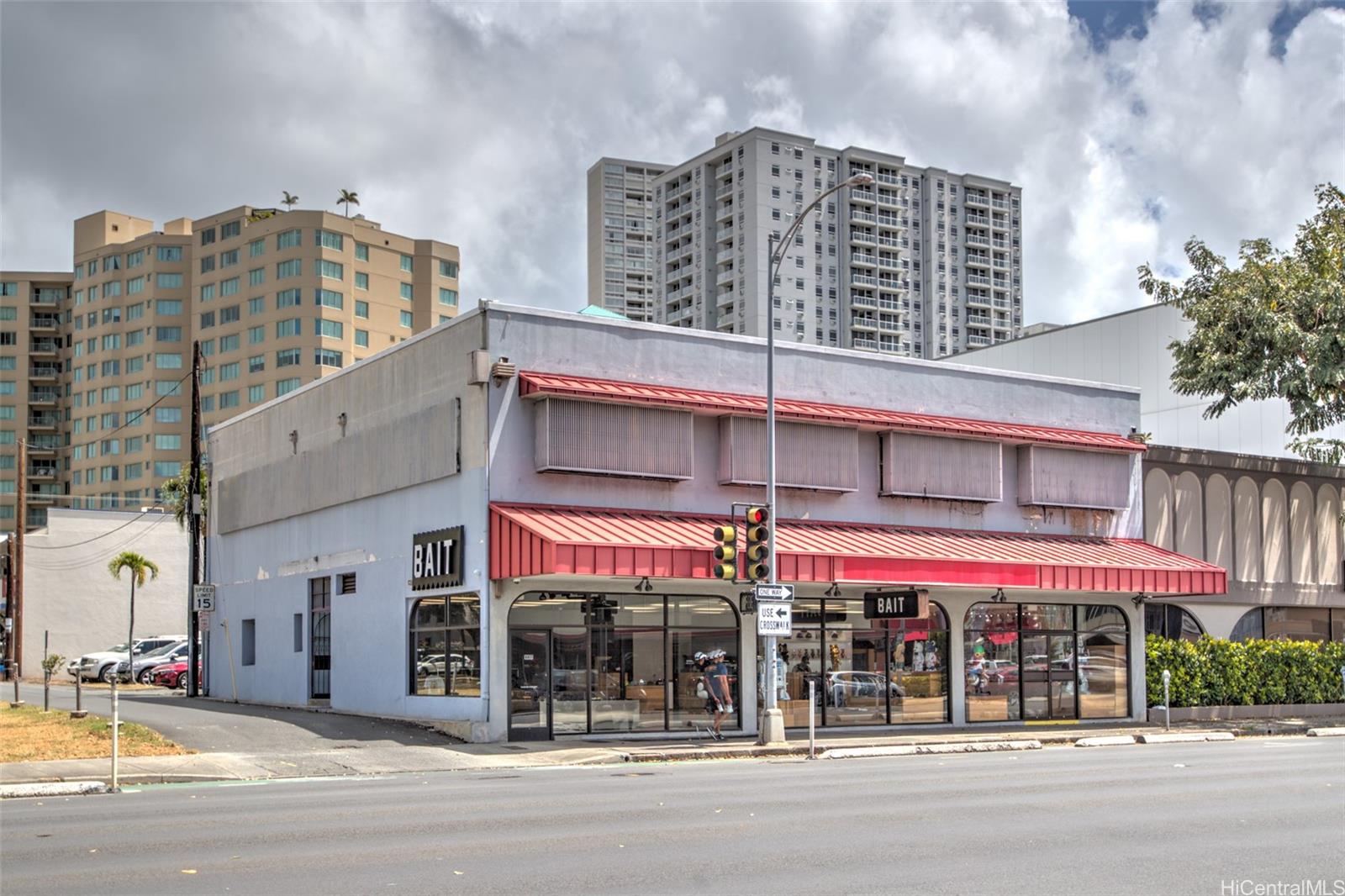 1003 Kaheka Street, Honolulu Commercial real estate in Hawaii for sale