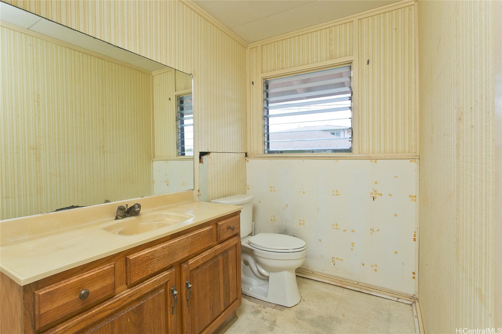 1008  Hoomoana Street Momilani, PearlCity home - photo 14 of 19