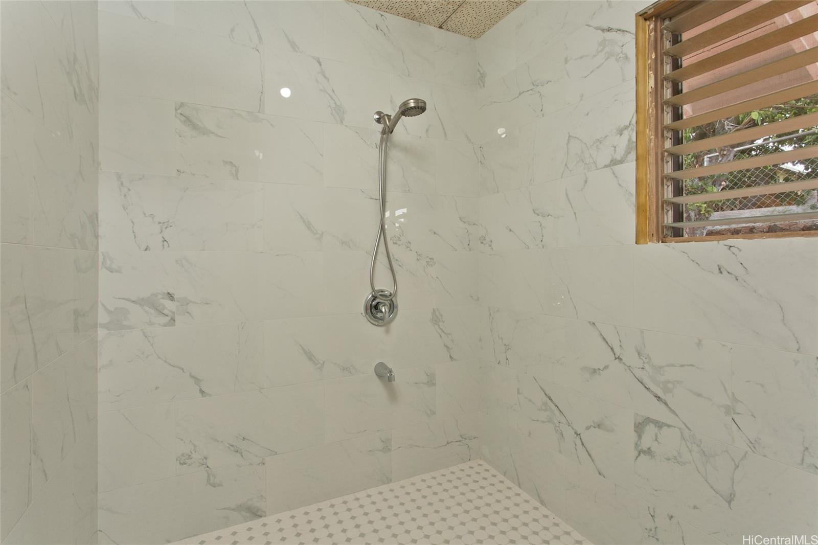 1008  Hoomoana Street Momilani, PearlCity home - photo 15 of 19