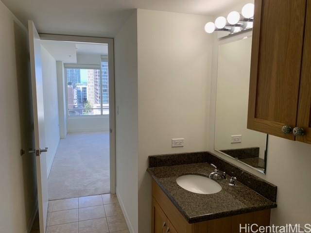 1009 Kapiolani Blvd Honolulu - Rental - photo 12 of 19