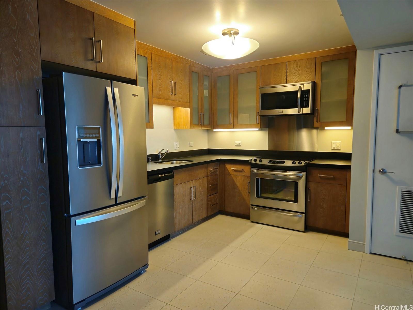 Pacifica Honolulu condo # 1604, Honolulu, Hawaii - photo 18 of 20