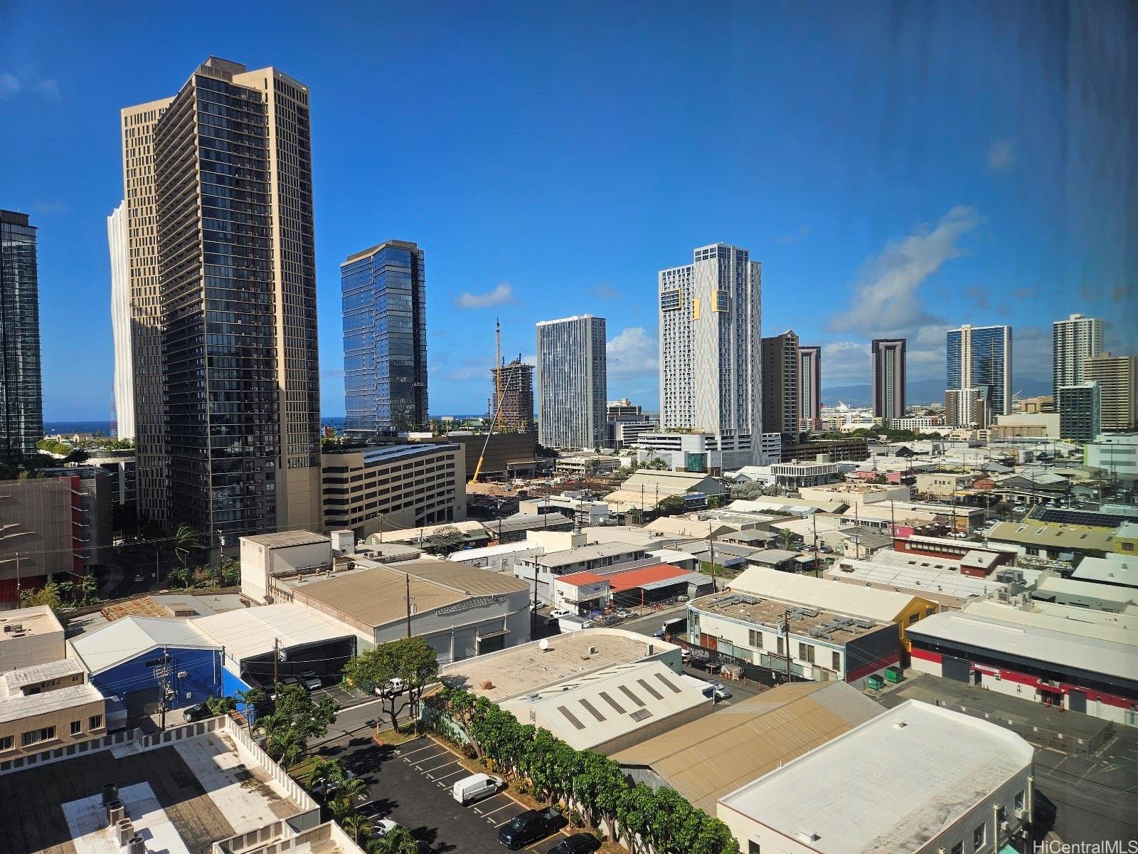 Pacifica Honolulu condo # 1604, Honolulu, Hawaii - photo 10 of 20