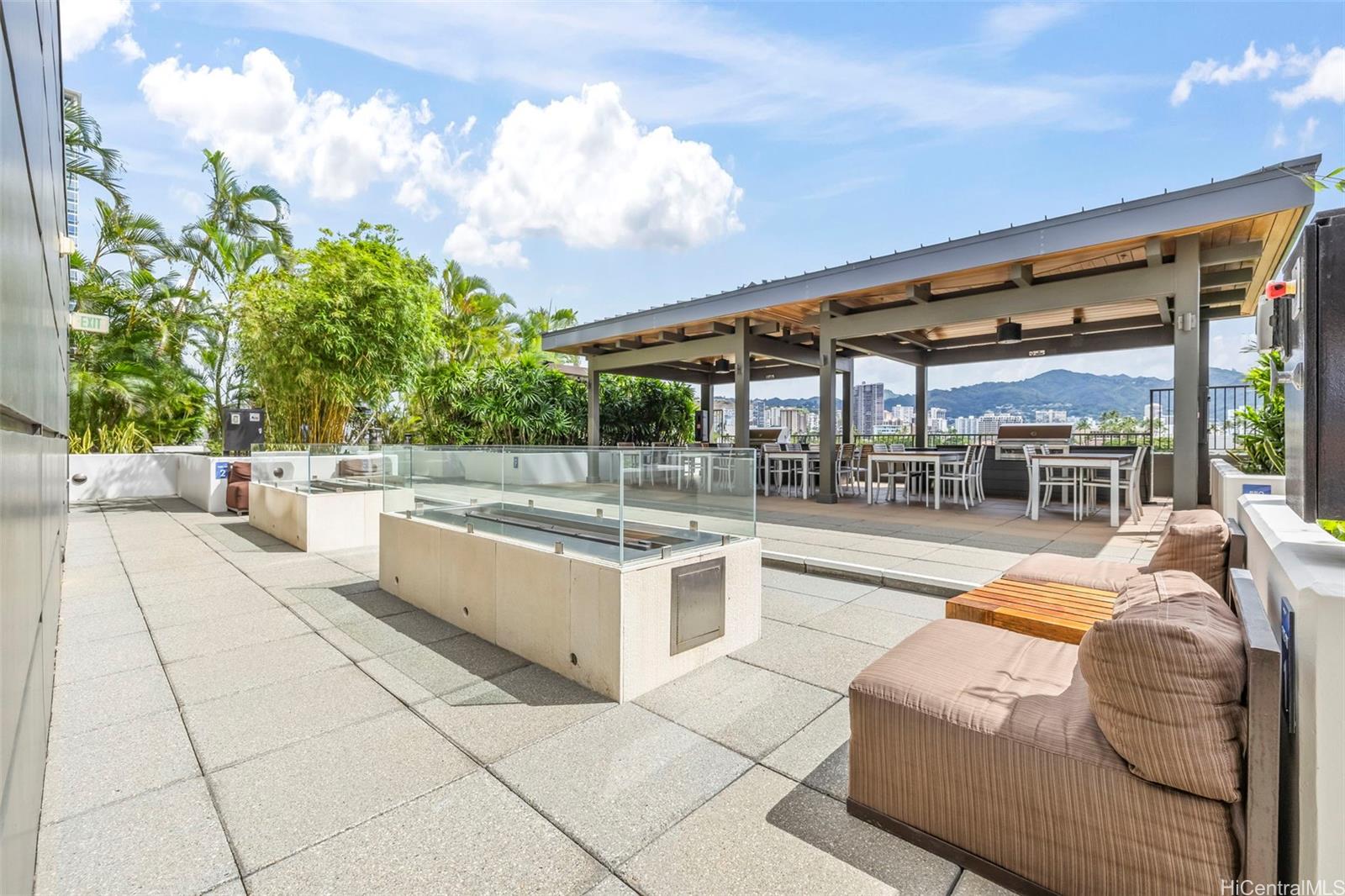 Pacifica Honolulu condo # 2404, Honolulu, Hawaii - photo 12 of 21