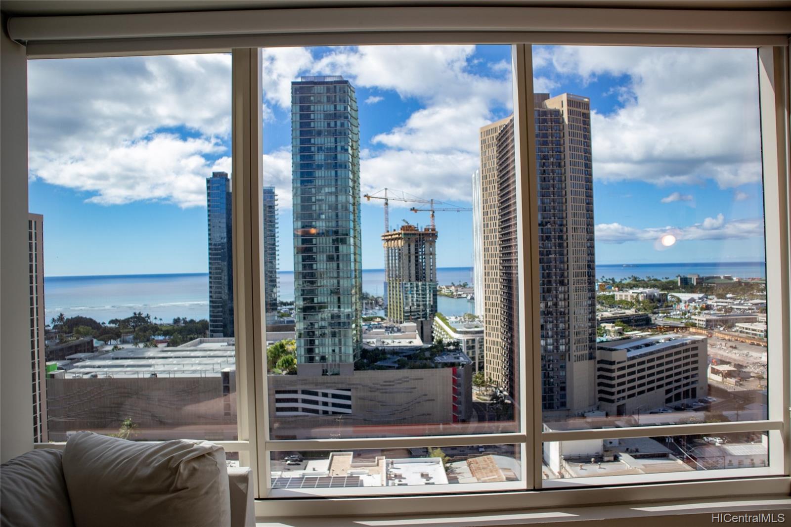 Pacifica Honolulu 2504, 1009 Kapiolani Blvd, Honolulu Kakaako condo