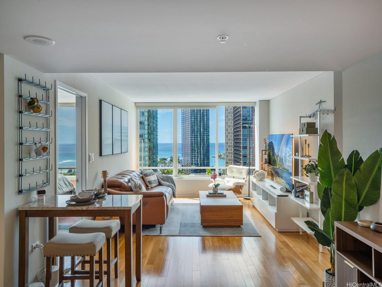 Pacifica Honolulu condo # 2606, Honolulu, Hawaii - photo 2 of 25