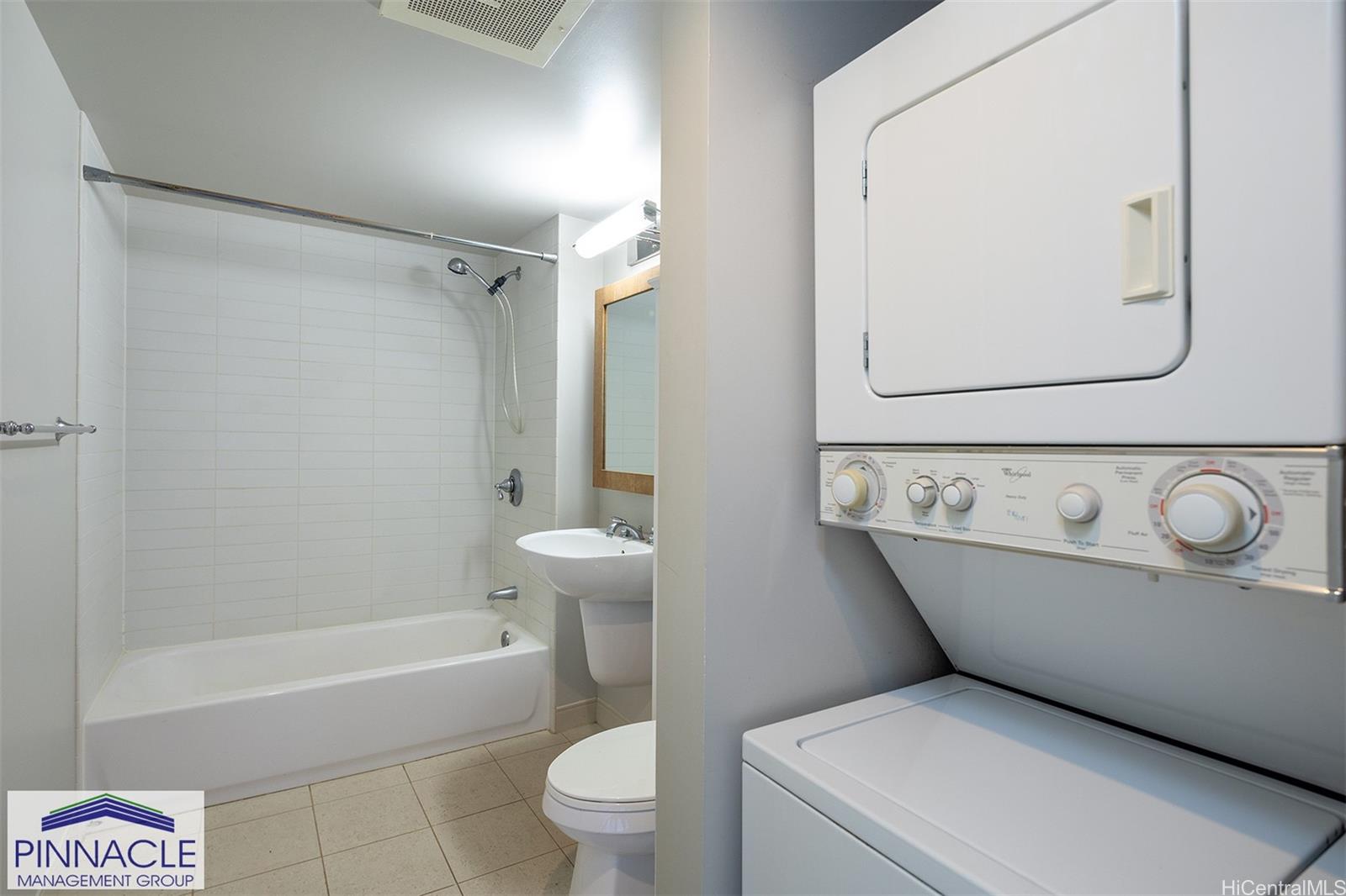 1009 Kapiolani Blvd Honolulu - Rental - photo 12 of 22