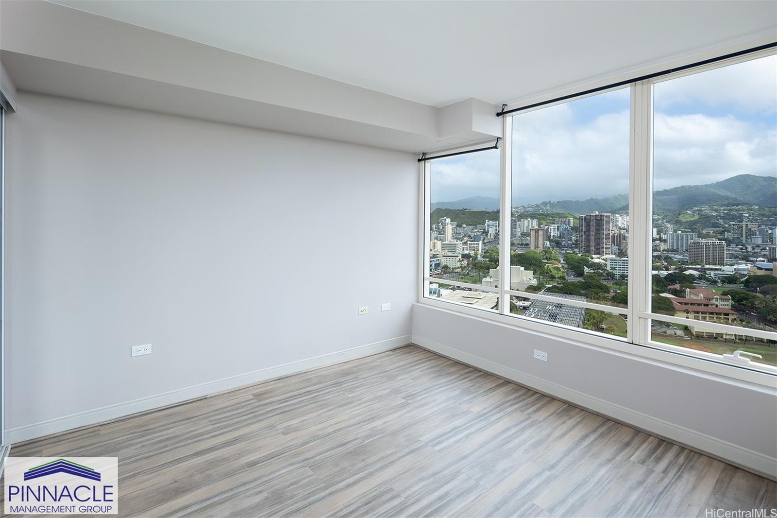 1009 Kapiolani Blvd Honolulu - Rental - photo 7 of 22