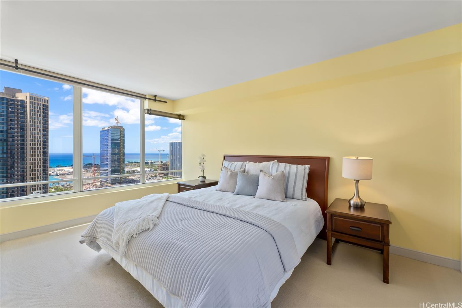 Pacifica Honolulu condo # 3309, Honolulu, Hawaii - photo 15 of 25