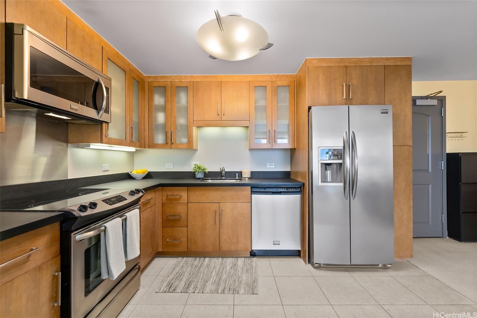 Pacifica Honolulu condo # 3309, Honolulu, Hawaii - photo 5 of 25