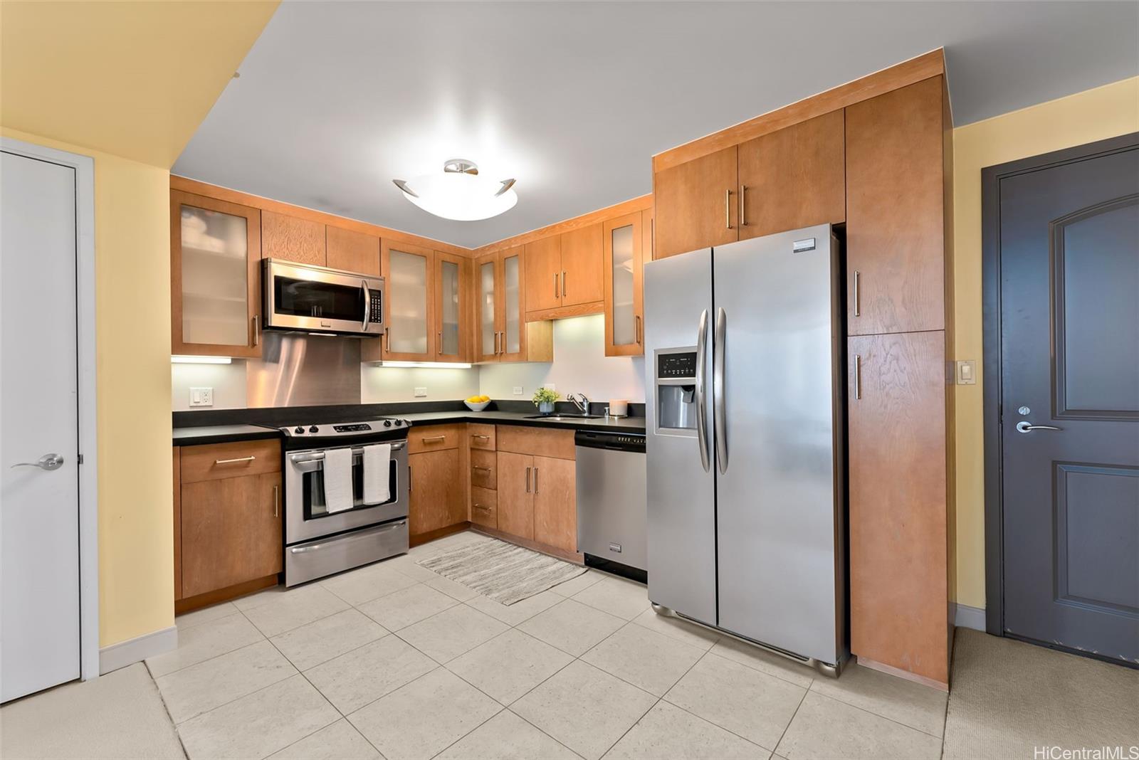 Pacifica Honolulu condo # 3309, Honolulu, Hawaii - photo 6 of 25