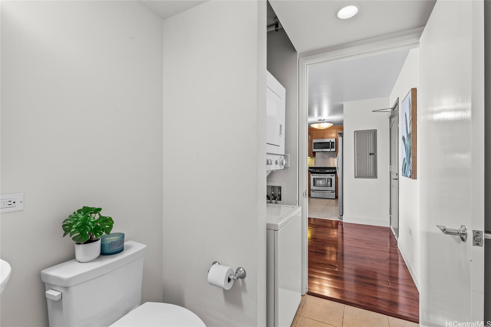 Pacifica Honolulu condo # 3701, Honolulu, Hawaii - photo 19 of 25