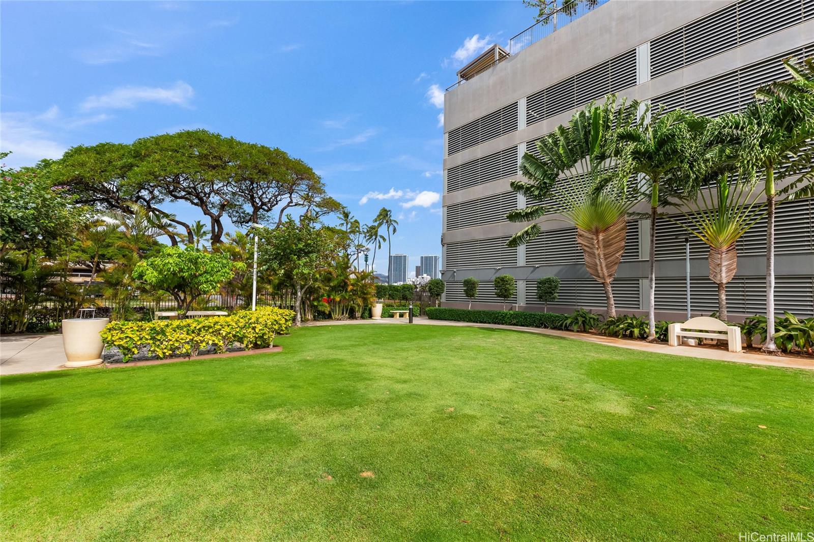 Pacifica Honolulu condo # 3701, Honolulu, Hawaii - photo 22 of 25