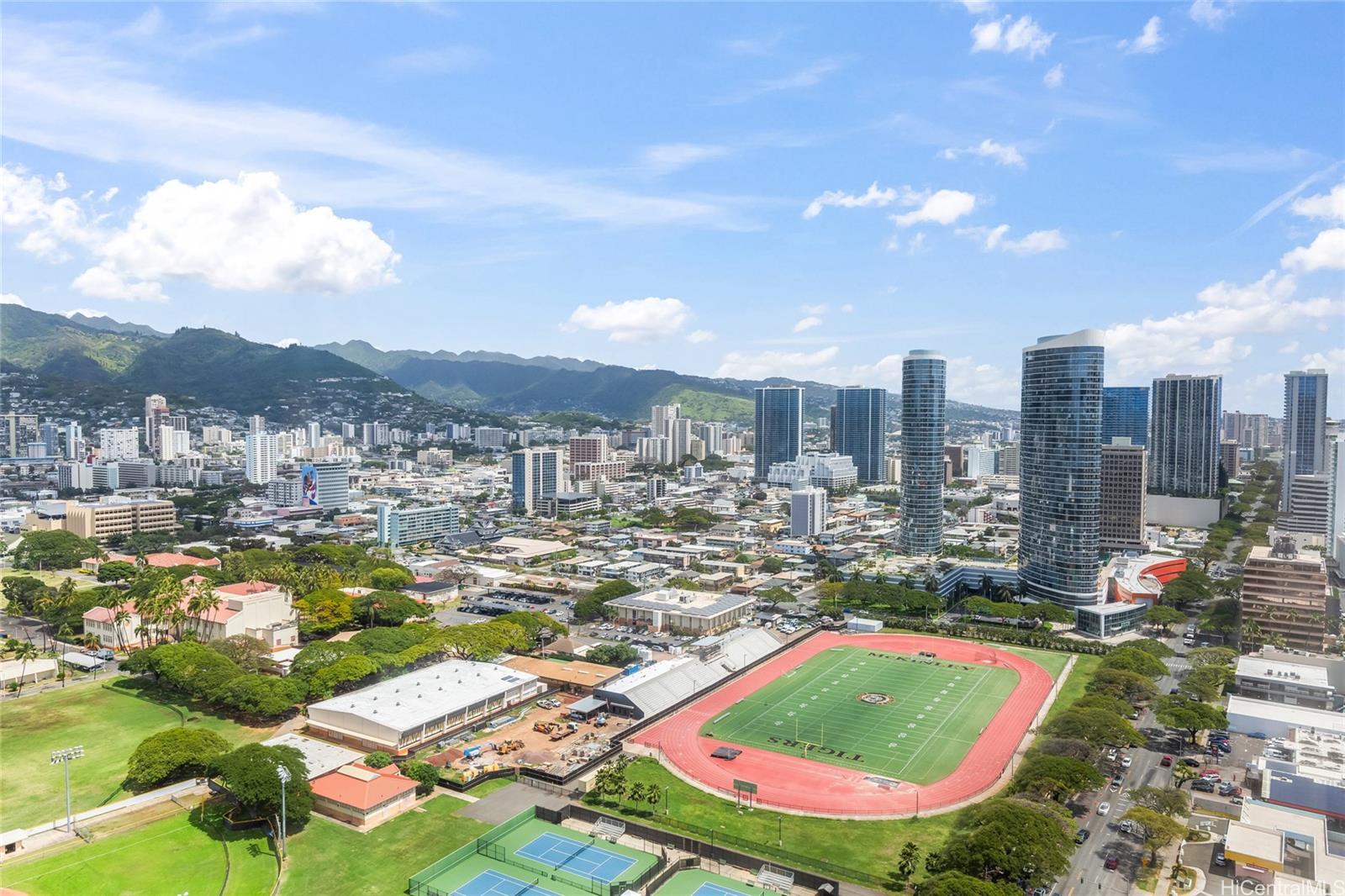 Pacifica Honolulu condo # 3701, Honolulu, Hawaii - photo 10 of 25