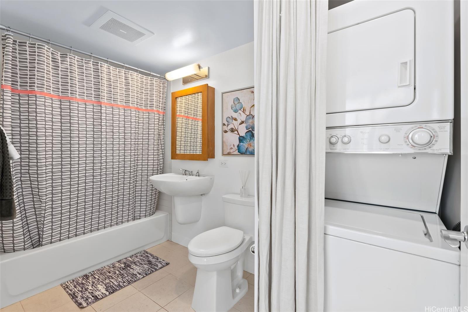 Pacifica Honolulu condo # 3708, Honolulu, Hawaii - photo 16 of 25