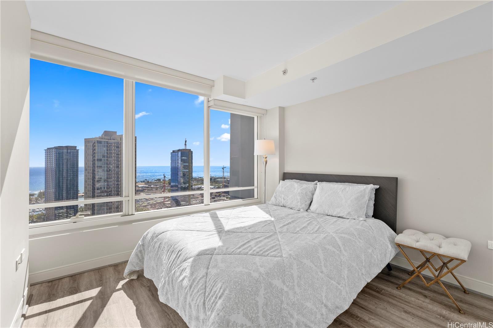 Pacifica Honolulu condo # 4008, Honolulu, Hawaii - photo 14 of 25