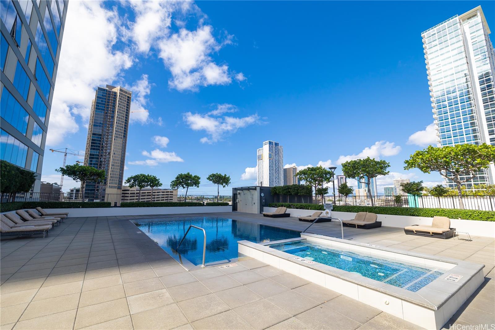 Pacifica Honolulu condo # 4008, Honolulu, Hawaii - photo 17 of 25