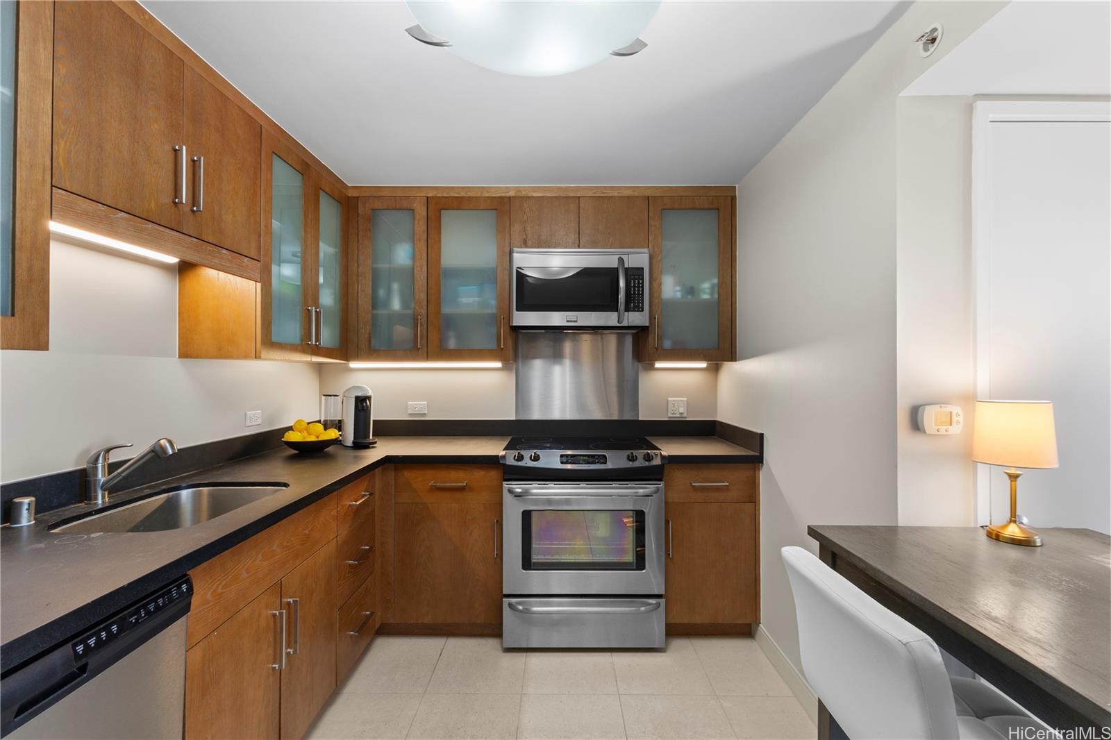 Pacifica Honolulu condo # 4008, Honolulu, Hawaii - photo 6 of 25