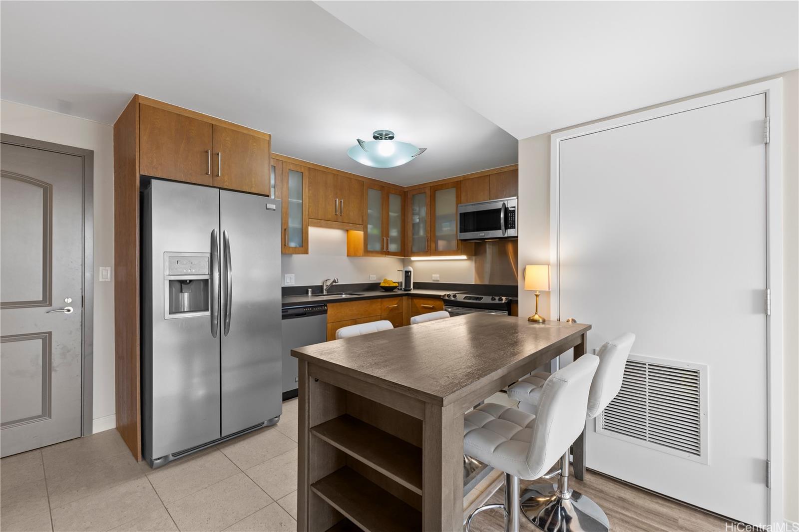 Pacifica Honolulu condo # 4008, Honolulu, Hawaii - photo 8 of 25