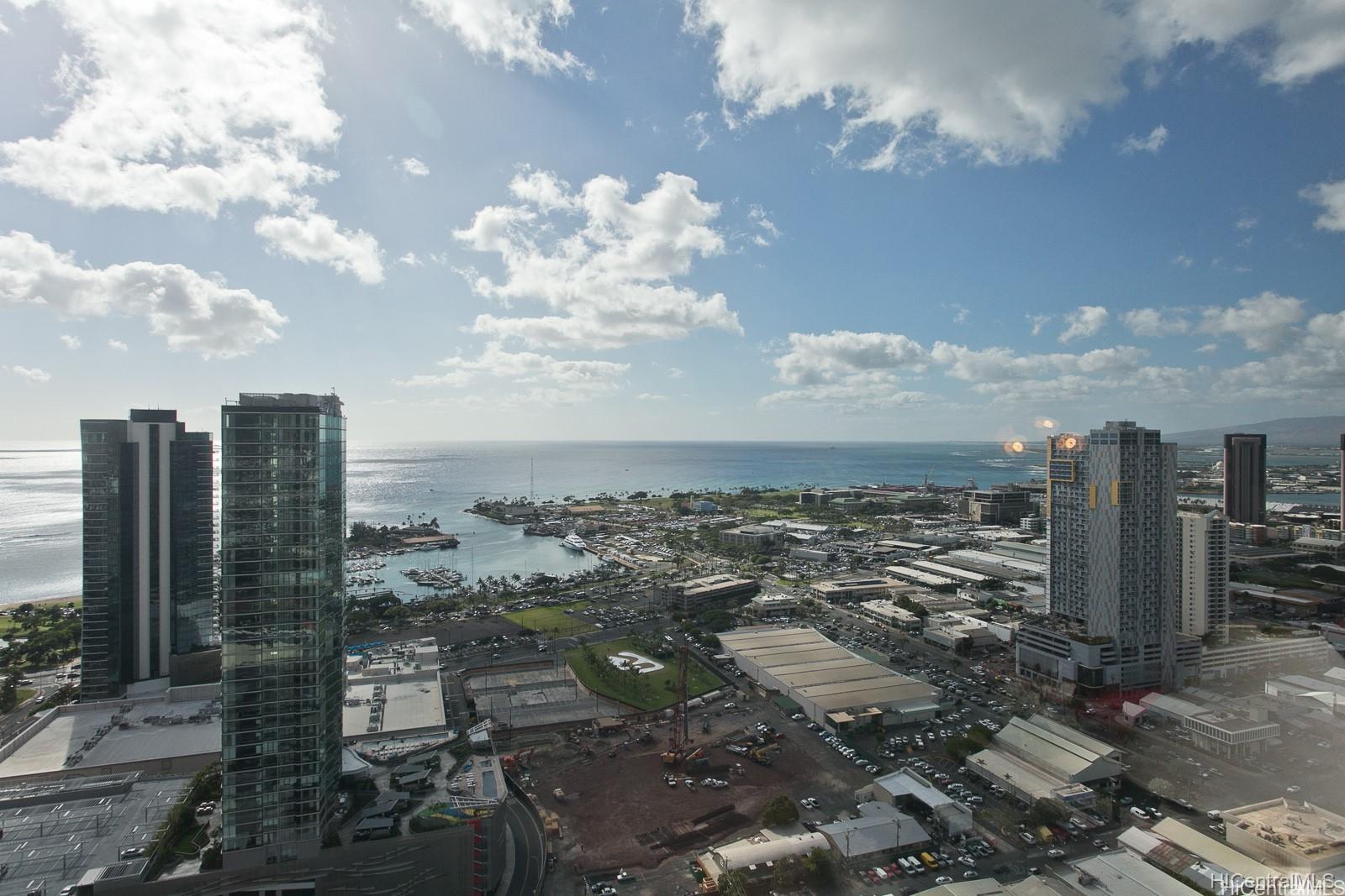 Pacifica Honolulu condo # 4104, Honolulu, Hawaii - photo 13 of 25